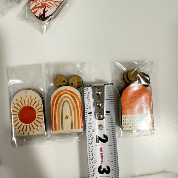 98 Piece Laser Cut Printed Wooden Charm Jewelry Earring Making Floral Boho Craft - Picture 4 of 10